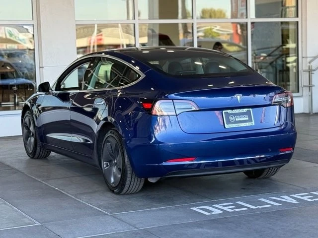 2019 Tesla Model 3 - Image 9 of 12