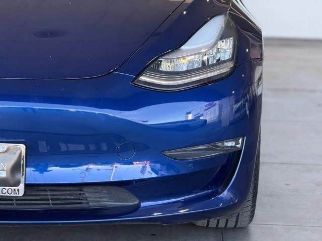 2019 Tesla Model 3 - Image 5 of 12