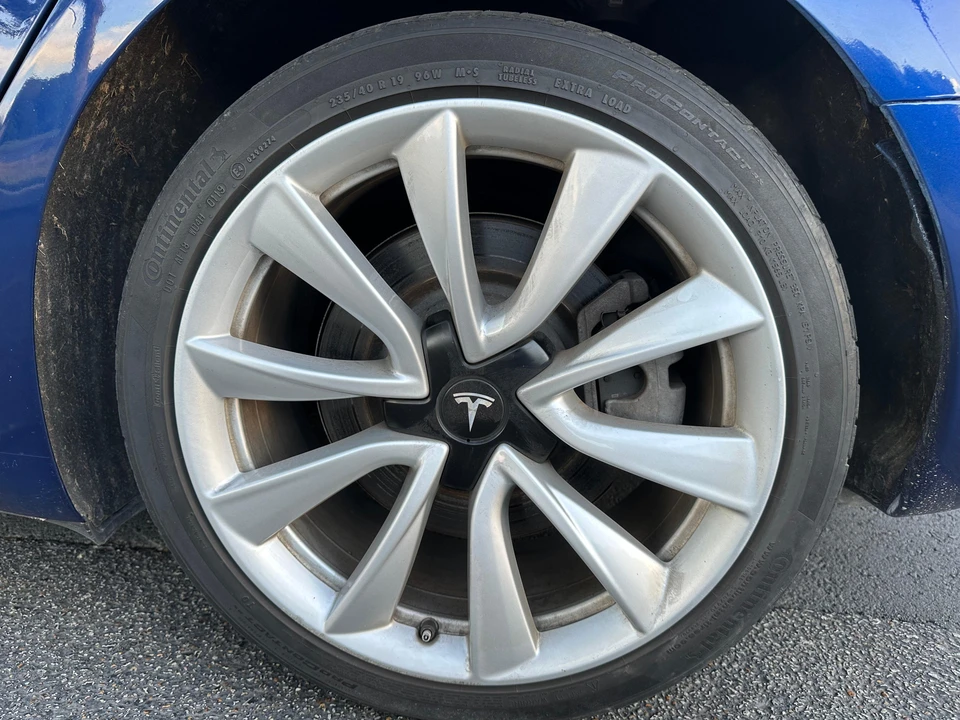 2019 Tesla Model 3 - Image 23 of 31