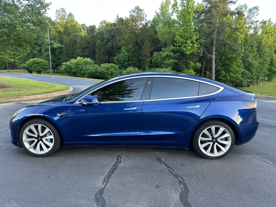2019 Tesla Model 3 - Image 12 of 31
