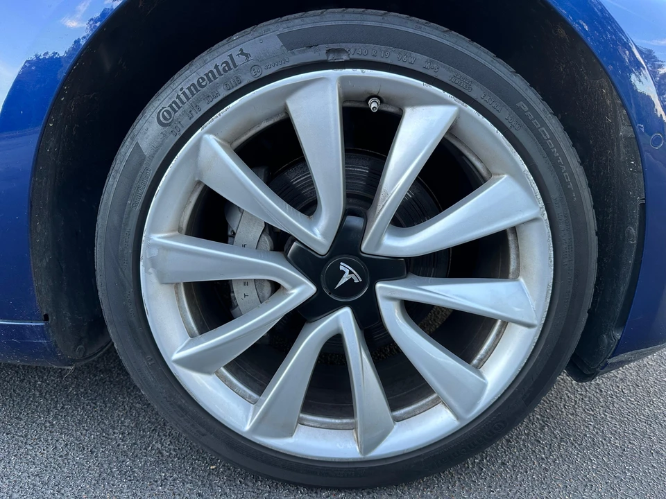 2019 Tesla Model 3 - Image 25 of 31