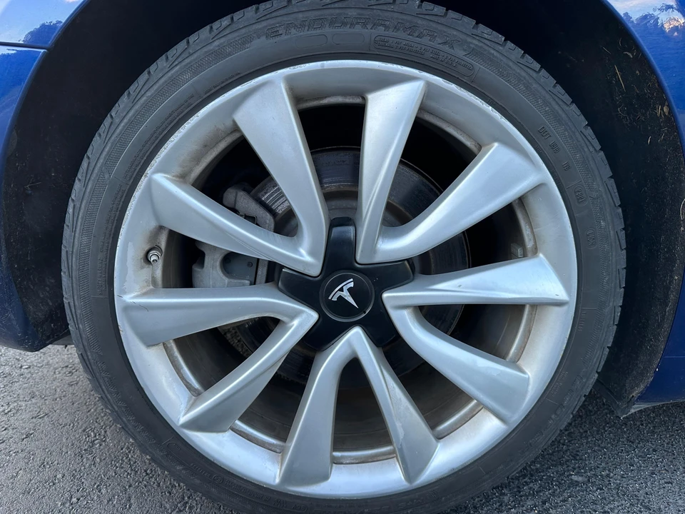 2019 Tesla Model 3 - Image 24 of 31