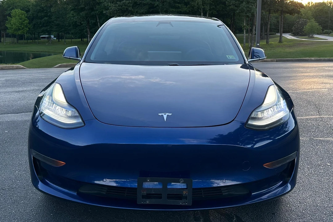 2019 Tesla Model 3 - Image 2 of 31