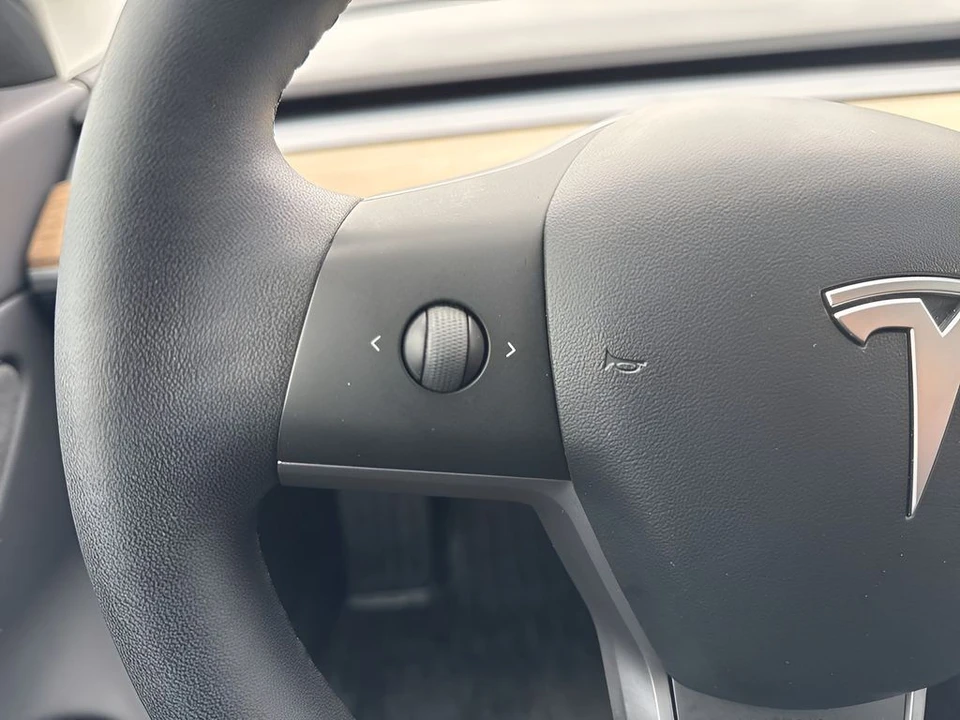 2019 Tesla Model 3 - Image 16 of 21