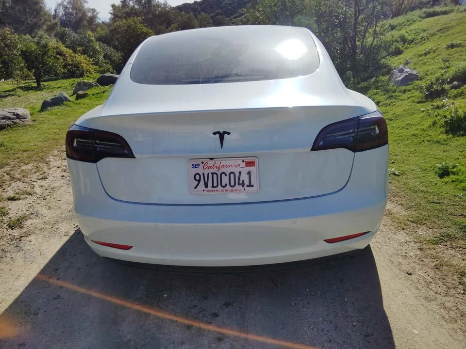 2019 Tesla Model 3 - Image 4 of 8