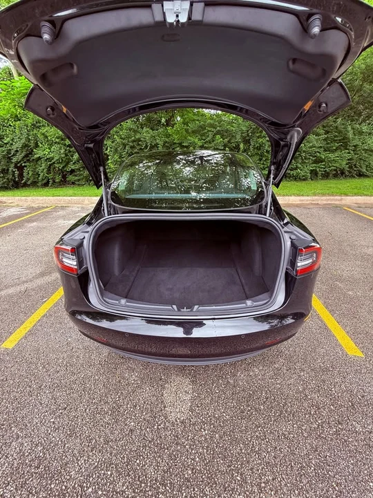 2019 Tesla Model 3 - Image 9 of 15