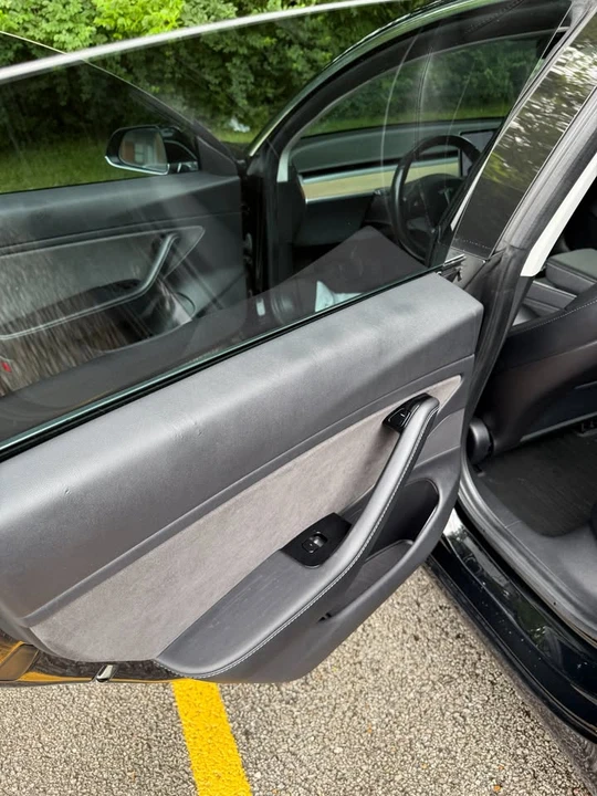 2019 Tesla Model 3 - Image 8 of 15