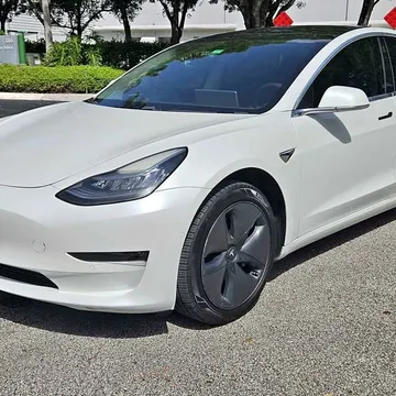 2019 Tesla Model 3 Standard Range Plus Sed