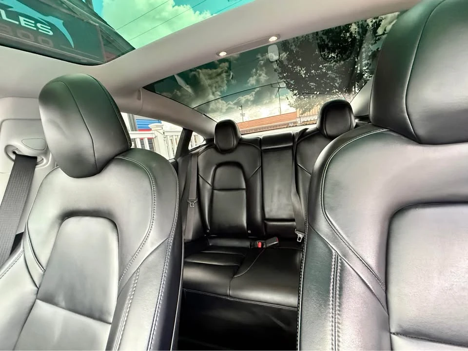2019 Tesla Model 3 - Image 11 of 19