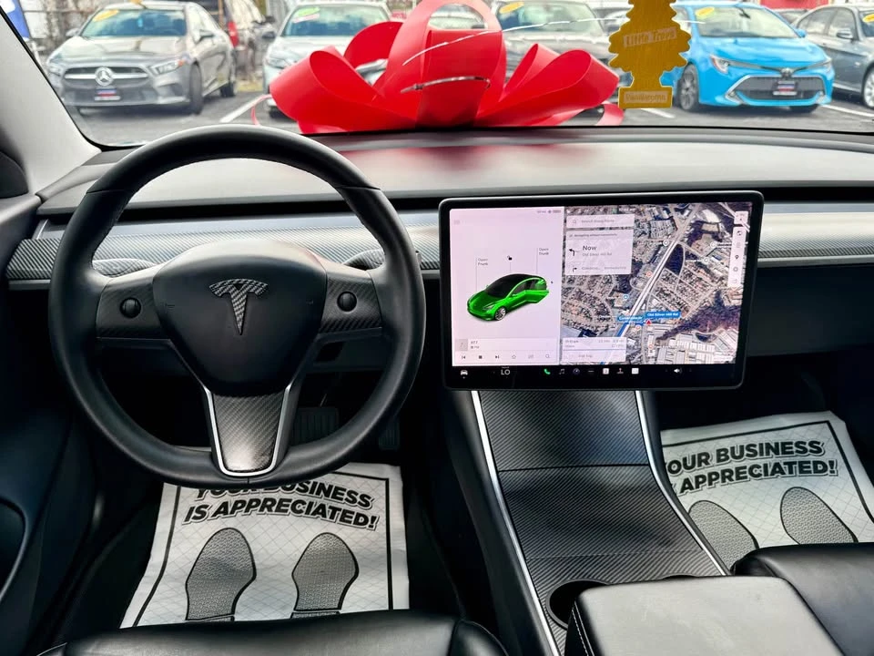 2019 Tesla Model 3 - Image 7 of 19