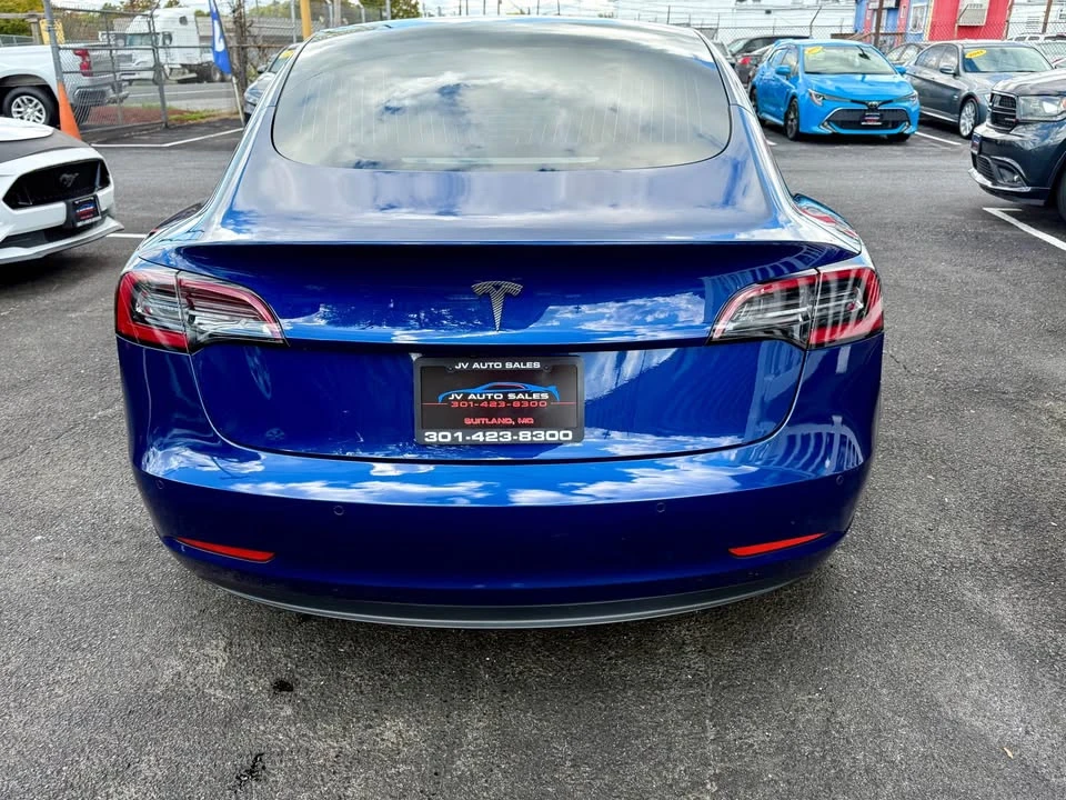 2019 Tesla Model 3 - Image 4 of 19