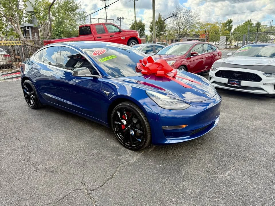 2019 Tesla Model 3 - Image 15 of 19