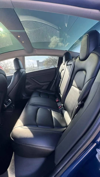 2019 Tesla Model 3 - Image 11 of 12