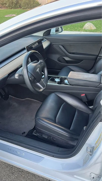 2019 Tesla Model 3 - Image 5 of 9