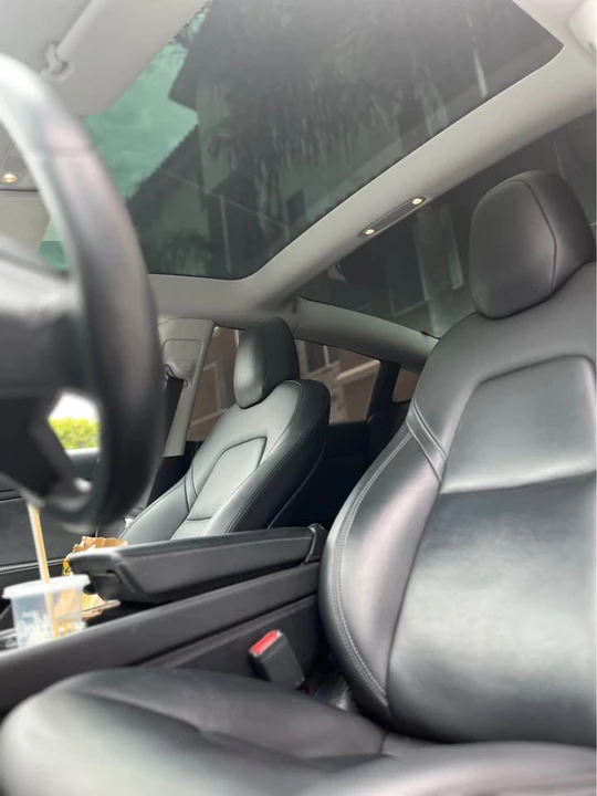 2019 Tesla Model 3 - Image 8 of 17