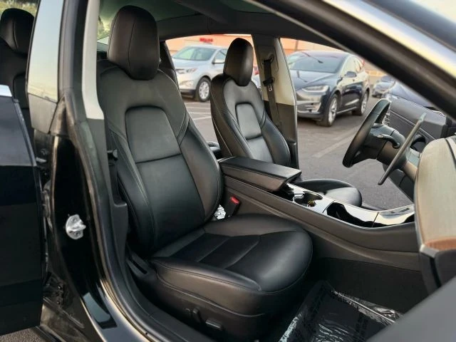 2019 Tesla Model 3 - Image 11 of 12