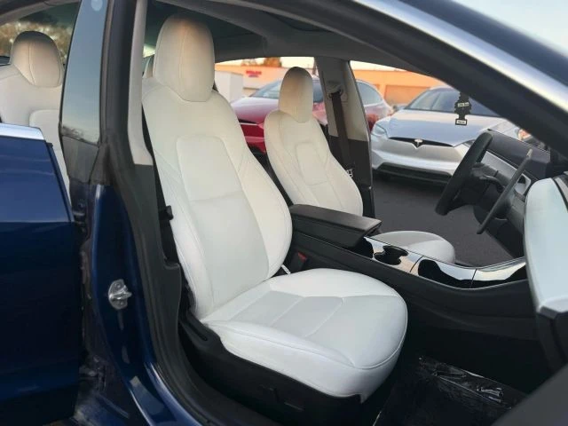 2019 Tesla Model 3 - Image 11 of 12