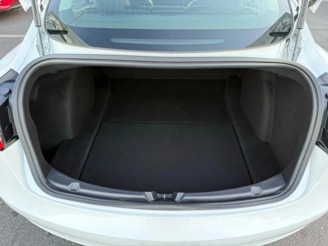 2019 Tesla Model 3 - Image 10 of 12