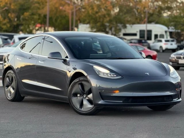 2019 Tesla Model 3 - Image 3 of 12