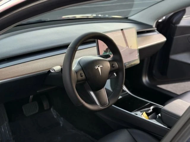 2019 Tesla Model 3 - Image 17 of 21