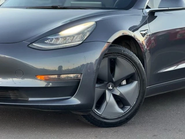 2019 Tesla Model 3 - Image 2 of 12