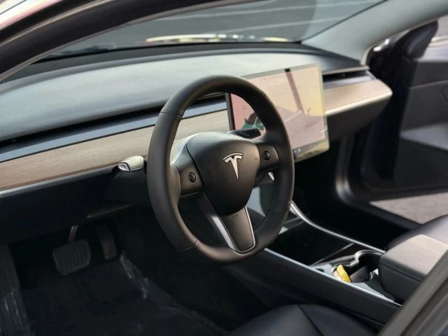2019 Tesla Model 3 - Image 17 of 21