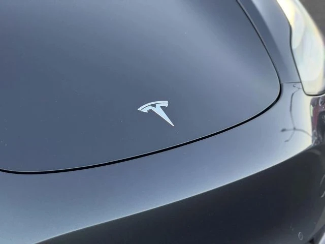 2019 Tesla Model 3 - Image 4 of 21