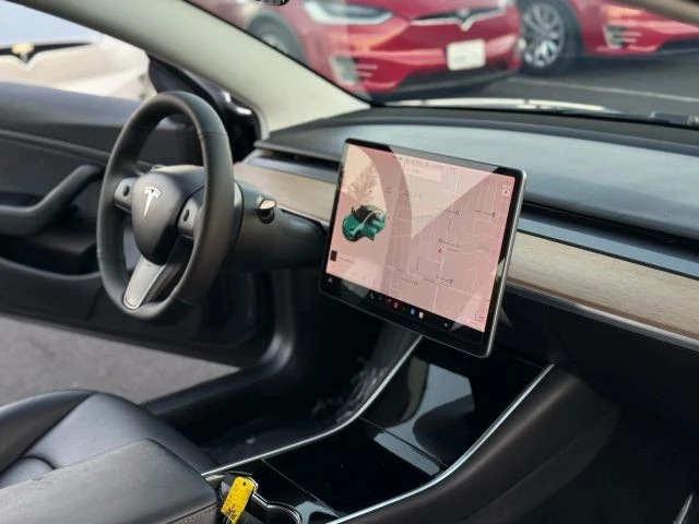 2019 Tesla Model 3 - Image 15 of 21