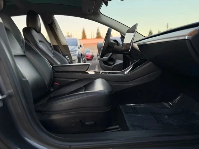 2019 Tesla Model 3 - Image 13 of 21