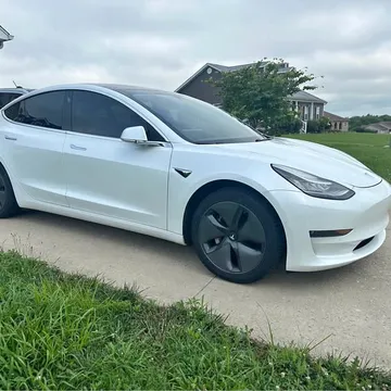 2019 Tesla Model 3 Standard Range Plus Sedan 4D