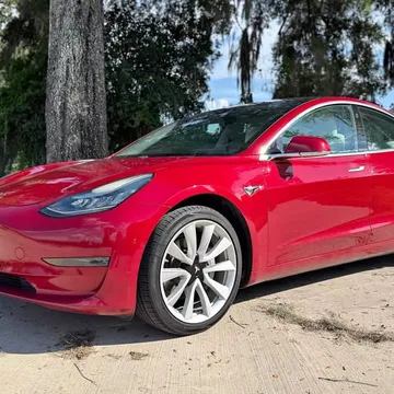2019 Tesla Model 3 Standard Range Plus