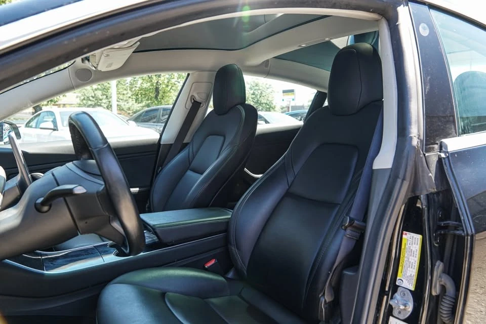 2019 Tesla Model 3 - Image 8 of 16