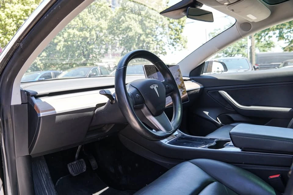 2019 Tesla Model 3 - Image 7 of 16
