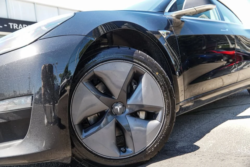 2019 Tesla Model 3 - Image 4 of 16