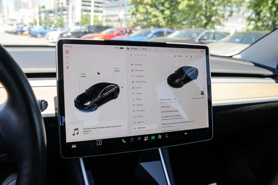 2019 Tesla Model 3 - Image 14 of 16