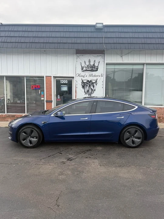 2019 Tesla Model 3 - Image 2 of 15