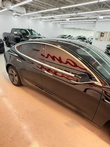 2019 Tesla Model 3 - Image 11 of 31