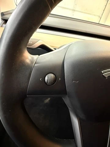 2019 Tesla Model 3 - Image 26 of 31