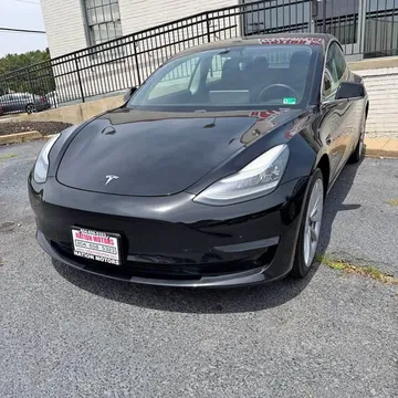 2019 Tesla Model 3 Standard Range Sedan 4D