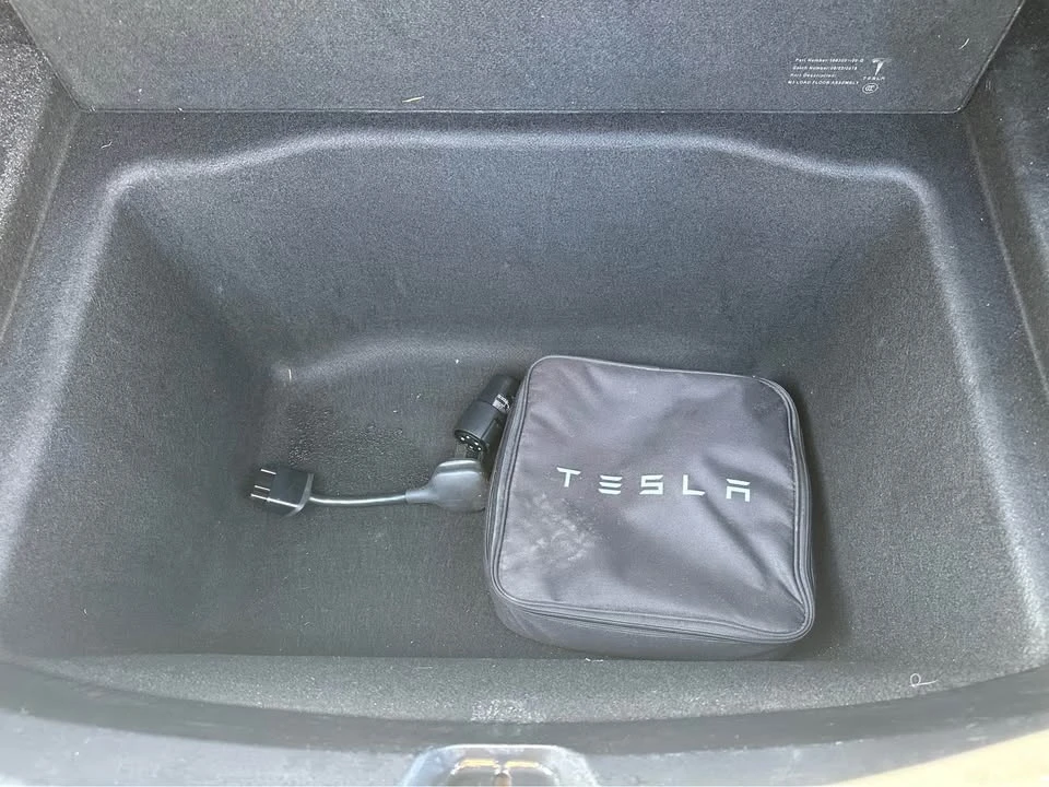 2019 Tesla Model 3 - Image 10 of 17
