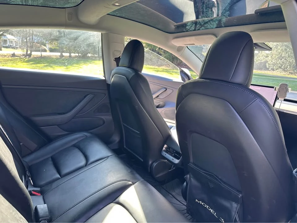 2019 Tesla Model 3 - Image 11 of 17