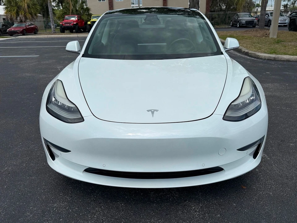 2019 Tesla Model 3 - Image 3 of 12