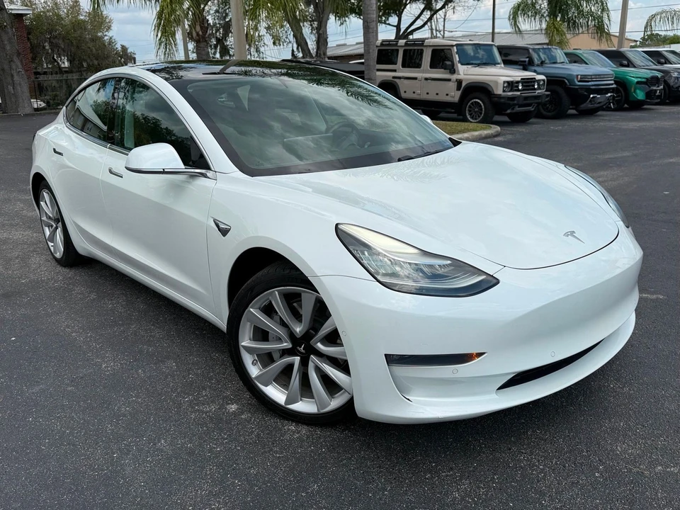 2019 Tesla Model 3 - Image 12 of 12