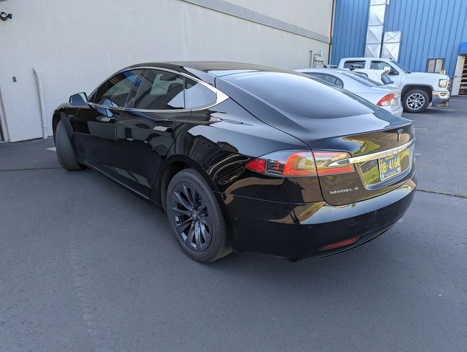 2019 Tesla Model S - Image 11 of 31