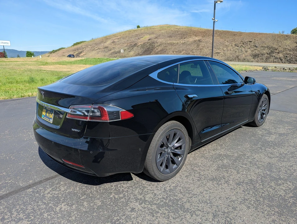 2019 Tesla Model S - Image 21 of 31