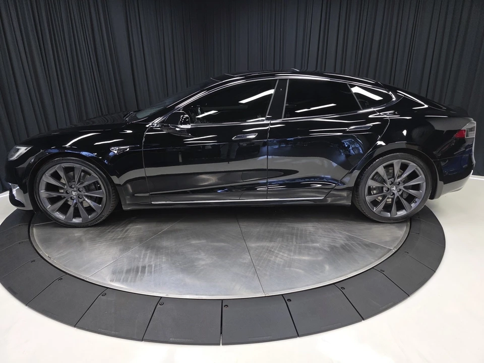 2019 Tesla Model S - Image 9 of 12