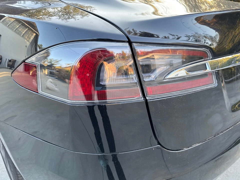 2019 Tesla Model S - Image 28 of 31