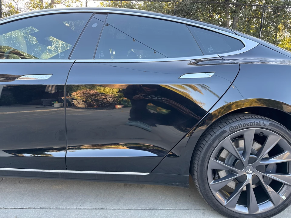 2019 Tesla Model S - Image 23 of 31