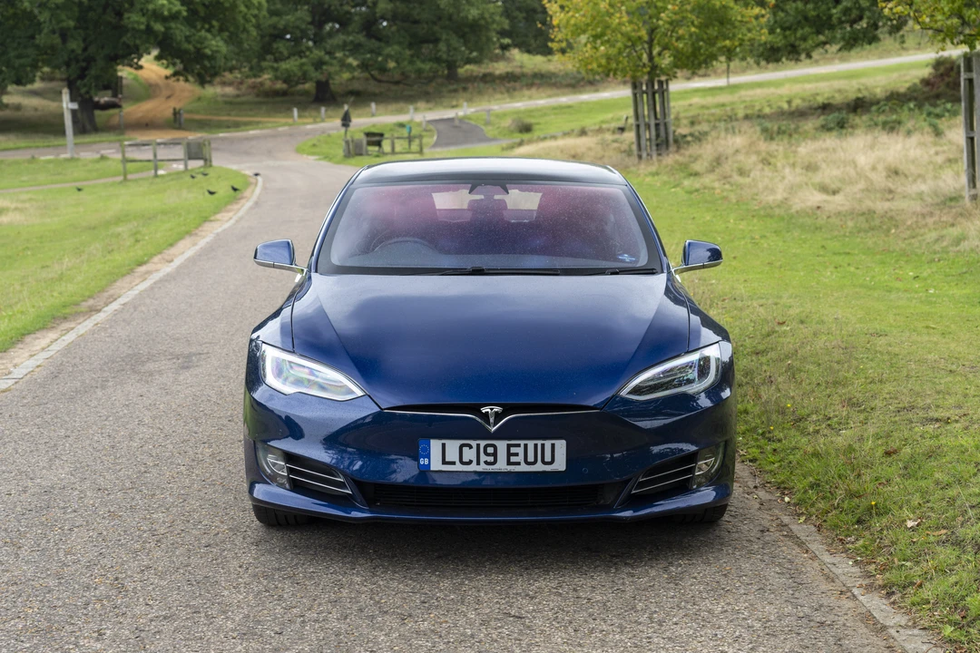 2019 Tesla Model S - Image 3 of 31