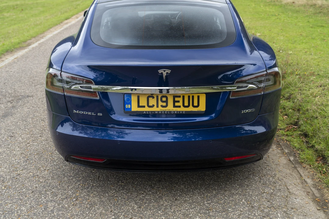 2019 Tesla Model S - Image 16 of 31